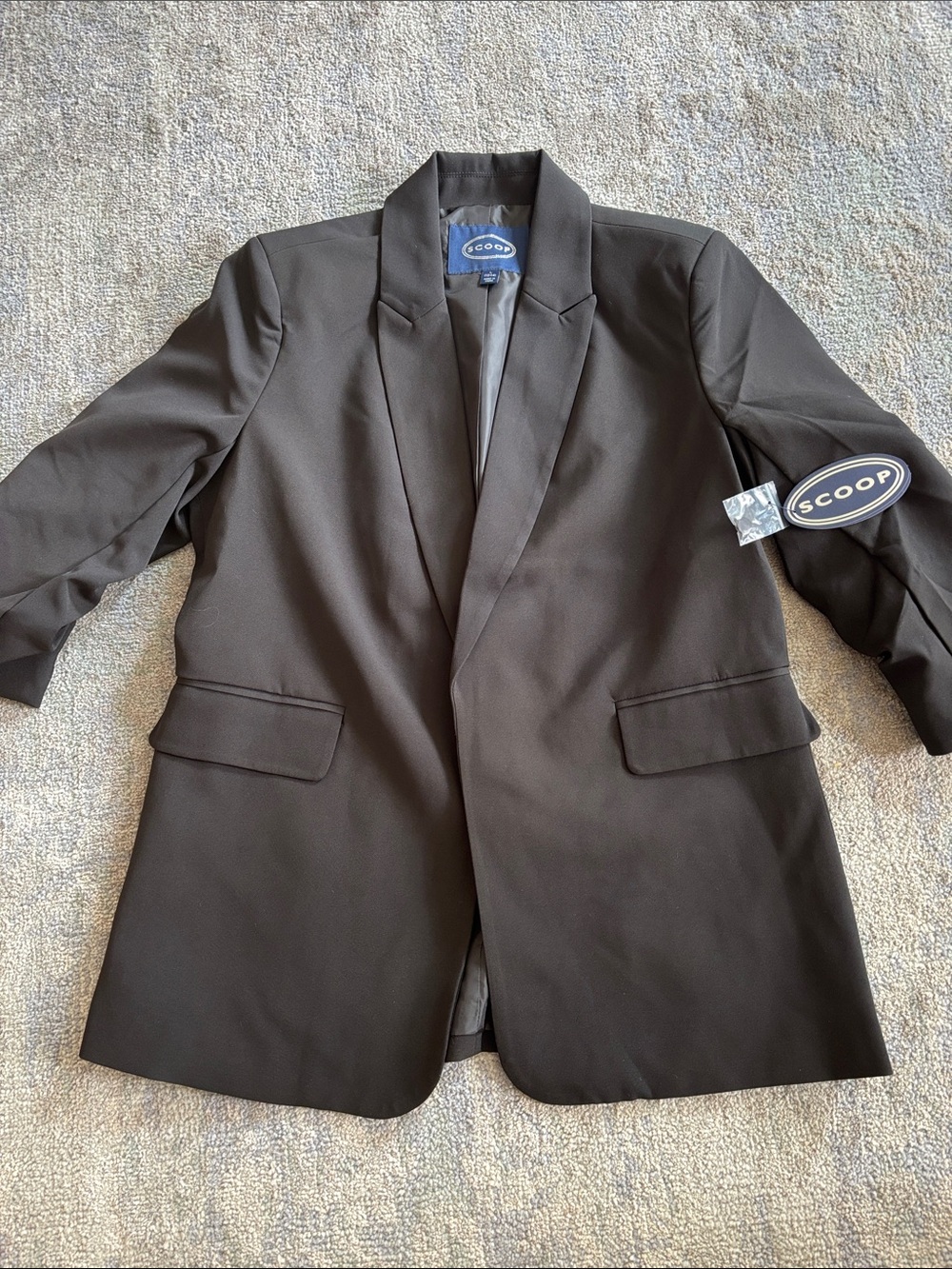 Scoop Peak Lapel Black Crepe Blazer NWT